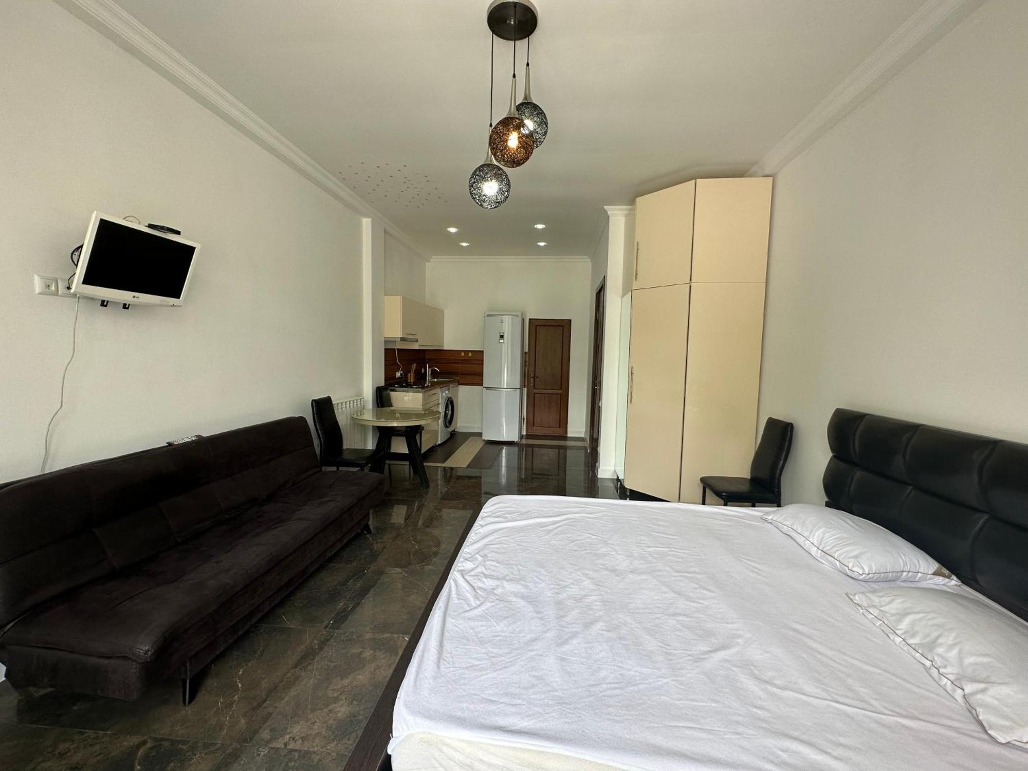 Guest House Nana Borjomi Ngoại thất bức ảnh